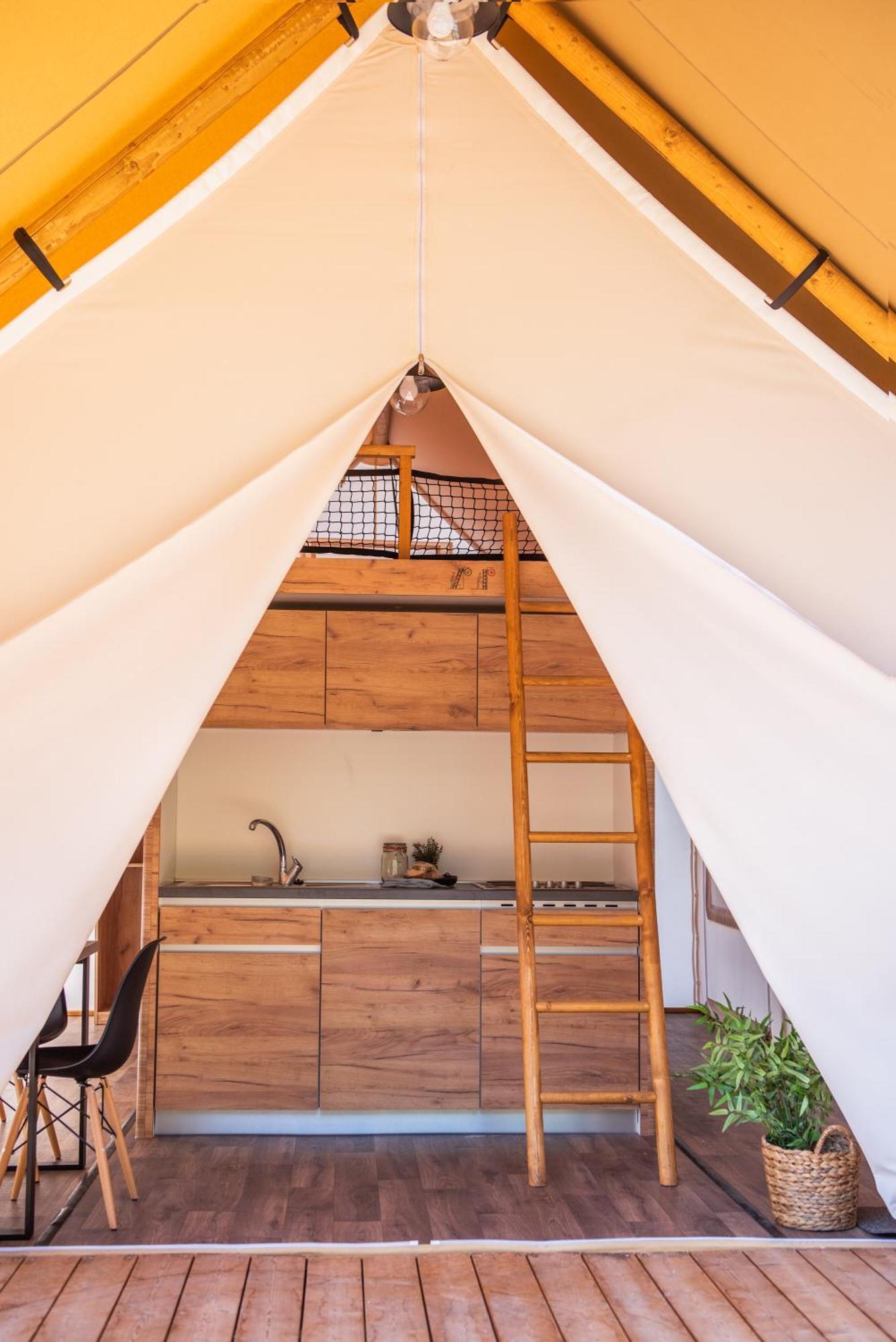 Hotel Forrest Glamping Banská Štiavnica Exterior foto