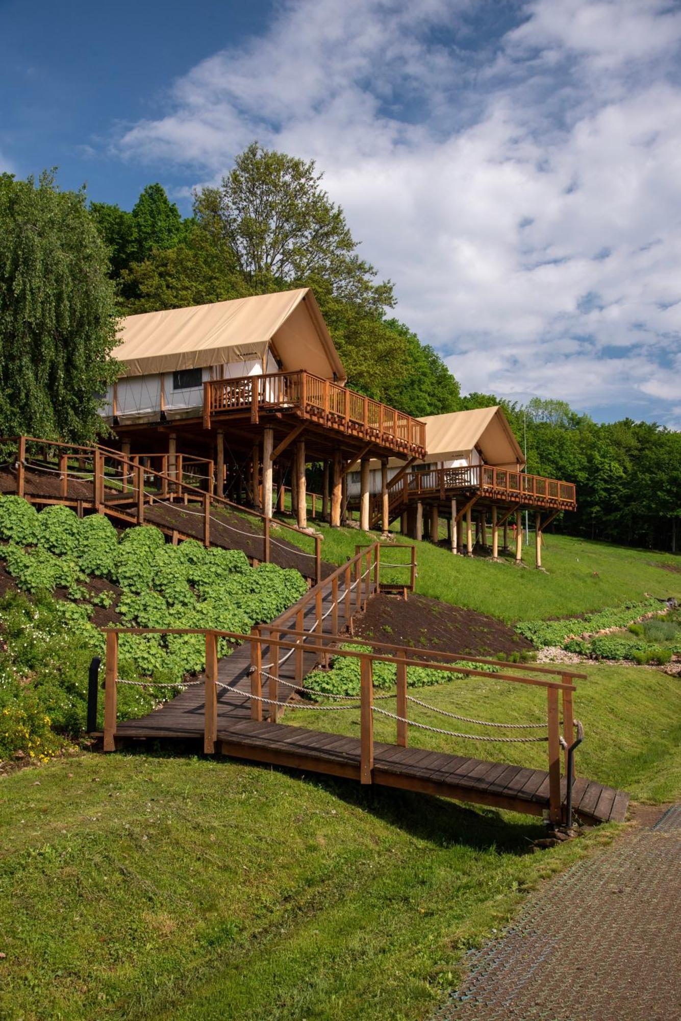 Hotel Forrest Glamping Banská Štiavnica Exterior foto